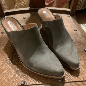 Jeffrey Campbell suede mules gray size 7